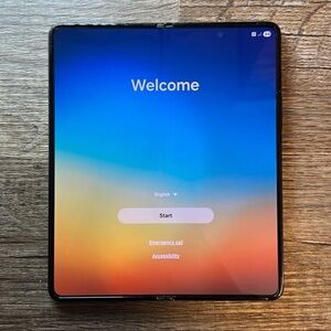 Samsung Galaxy Z Fold5 Unlocked 256GB Perfect Inner Screen Read Description